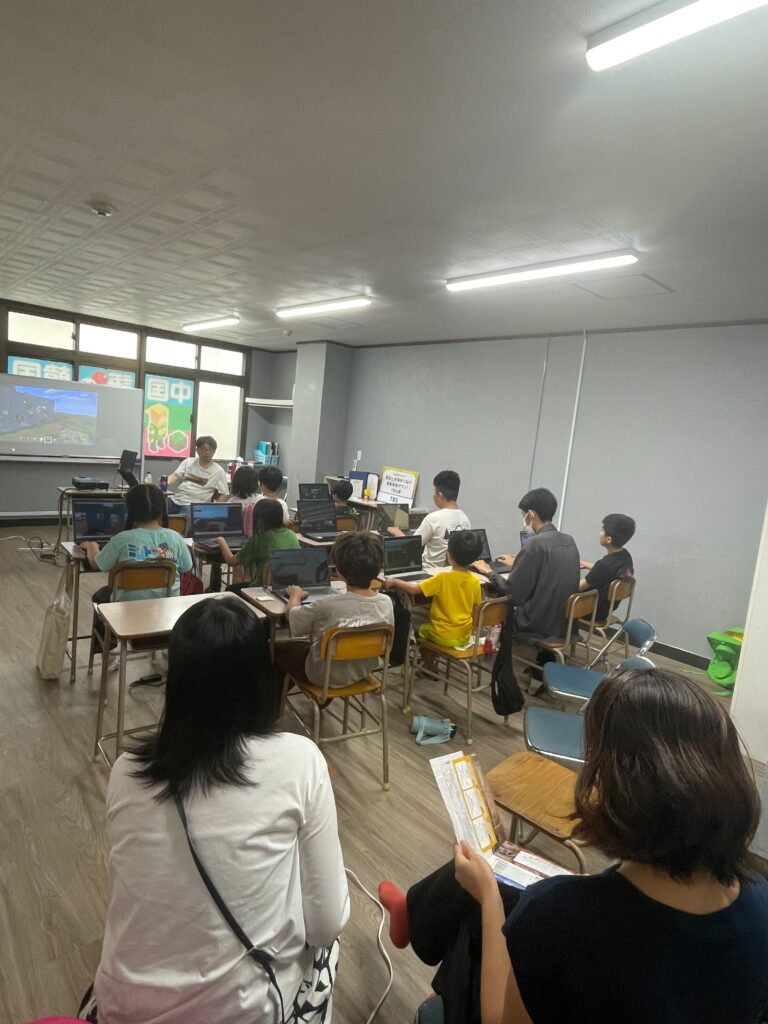 6月27日・28日の活動レポート|新しいメンバーも加わり、満席の教室でマイクラカップ制作が進みました